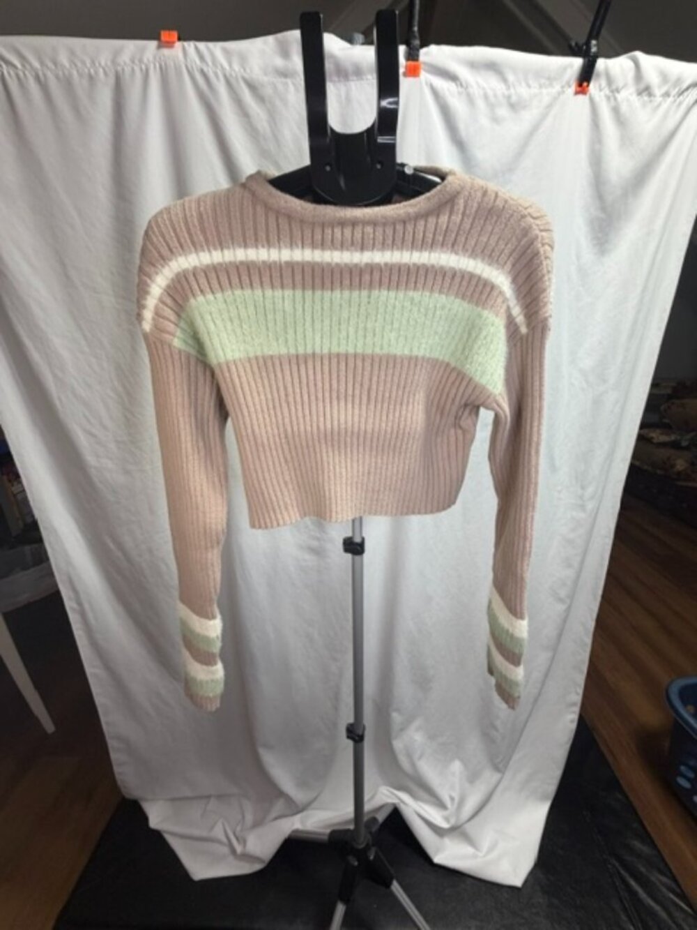 DaGu Taupe & Sage Green Striped Ribbed Cropped Knit Sweater (NWT)